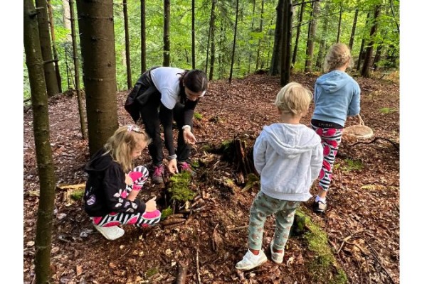 Družinski bosonogi Kneippov pohod 