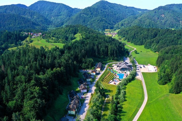 Terme Snovik in Blumen von Arboretum