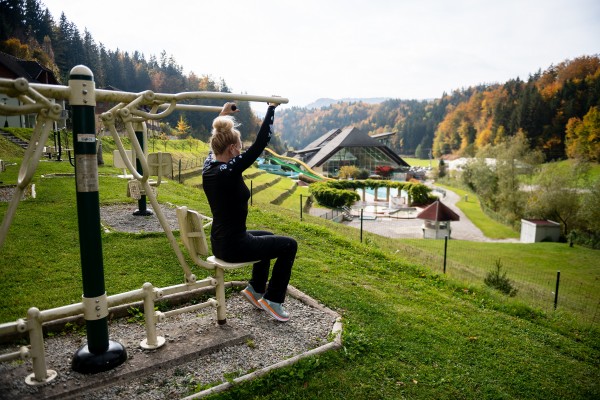 THERMAL-SOMMERURLAUB IN UMARMUNG DER NATUR